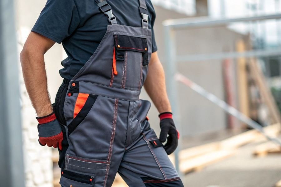 1011-professional-overalls-protection-comfort-efficiency