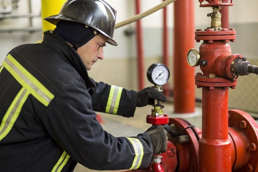 1652-fire-hydrants-critical-safety-element