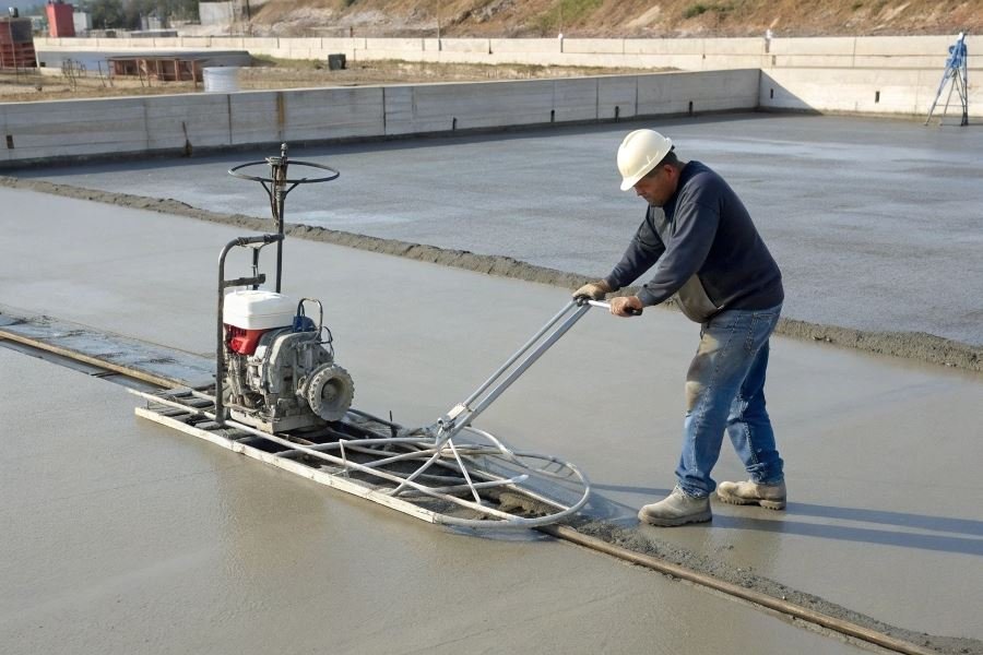 407-concrete-vibrating-screed-technology-breakthrough